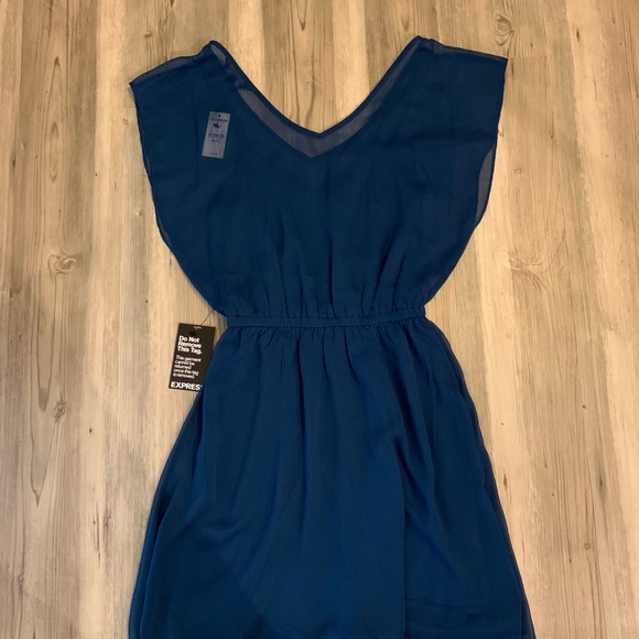 Express Dress - Picture 3 of 5